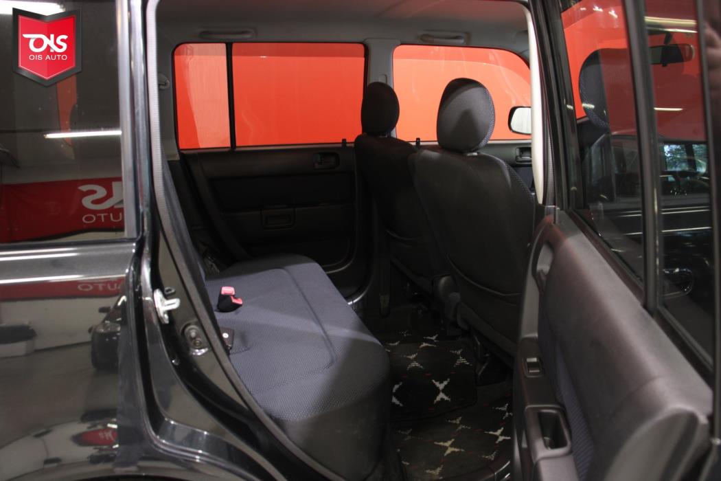 TOYOTA BB 2005