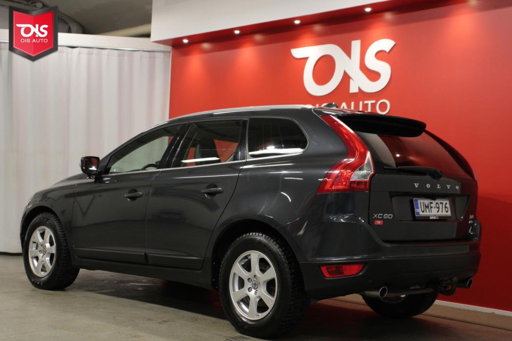 VOLVO XC60 2011