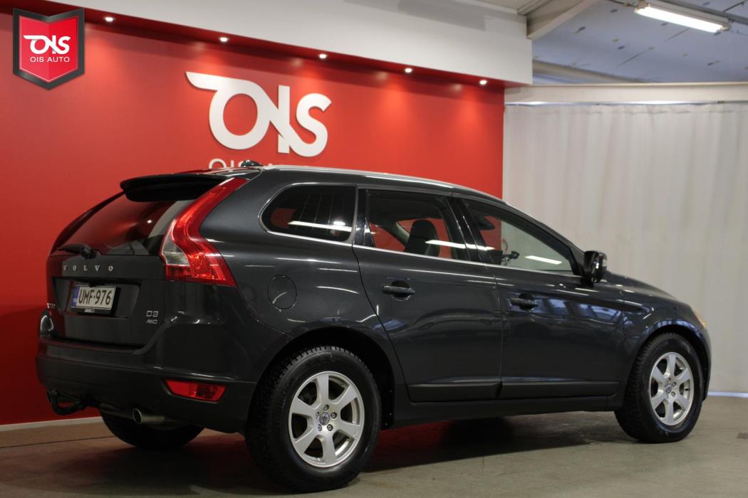 VOLVO XC60 2011