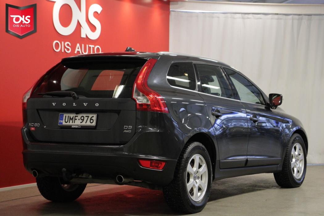 VOLVO XC60 2011