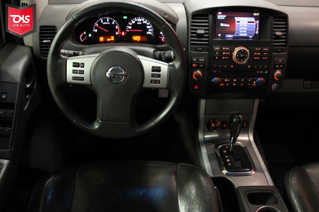 NISSAN Navara 2013