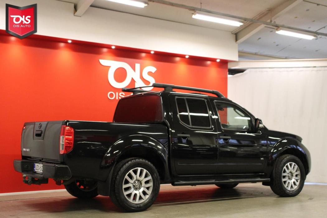 NISSAN Navara 2013