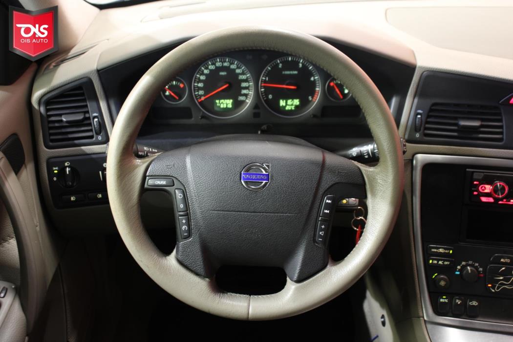 VOLVO XC70 2006