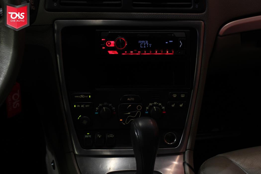 VOLVO XC70 2006