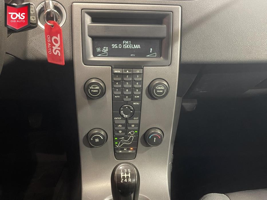 VOLVO V50 2005