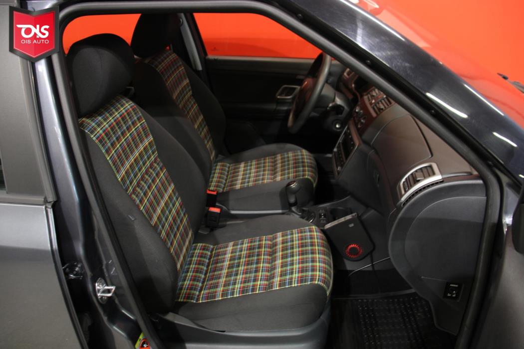 SKODA Fabia 2012