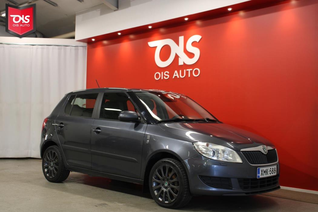 SKODA Fabia 2012