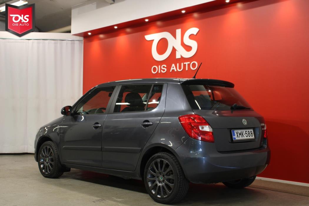 SKODA Fabia 2012