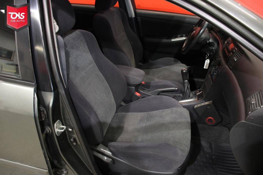 TOYOTA Corolla 2002