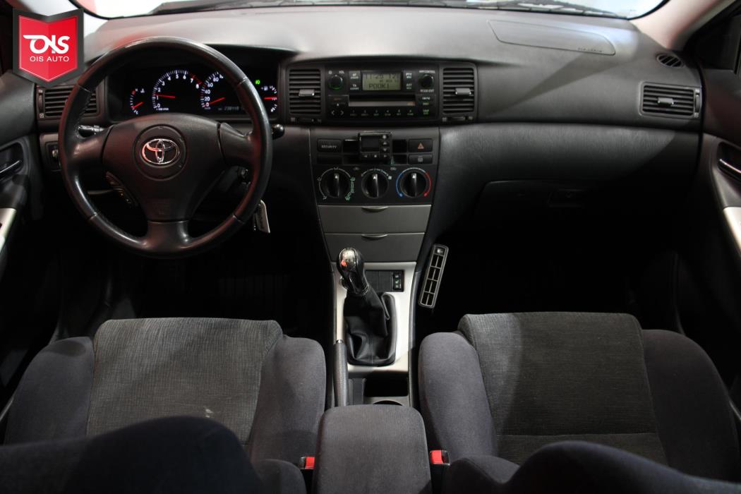 TOYOTA Corolla 2002
