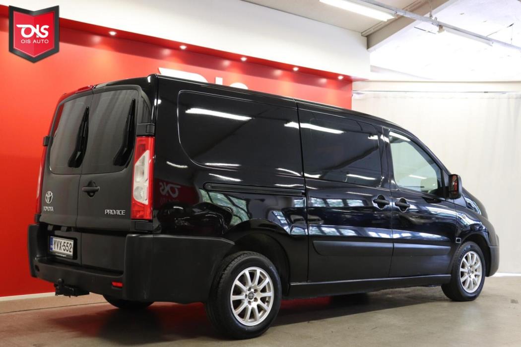 TOYOTA Proace 2013