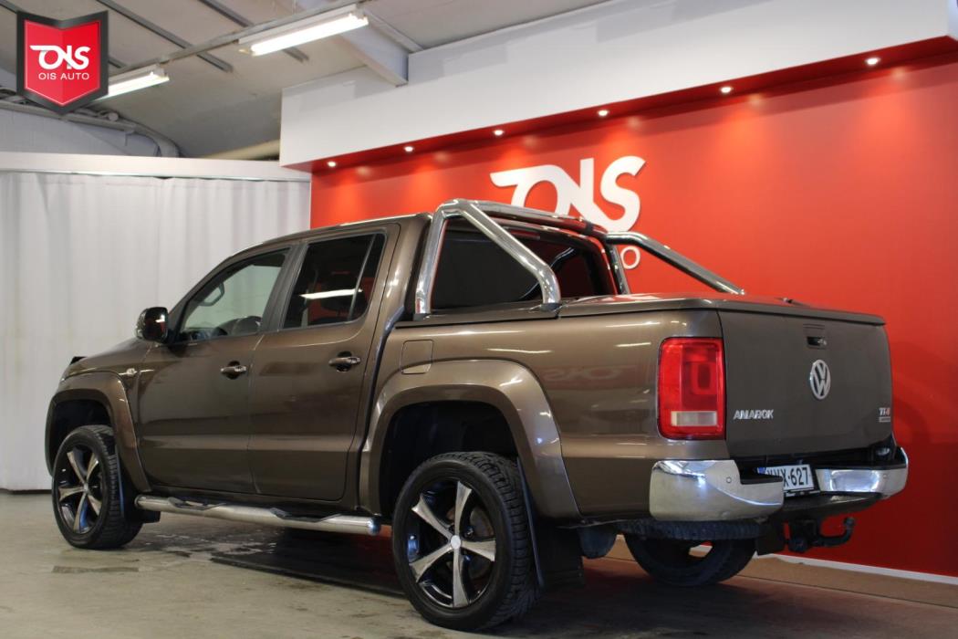 VOLKSWAGEN Amarok 2013