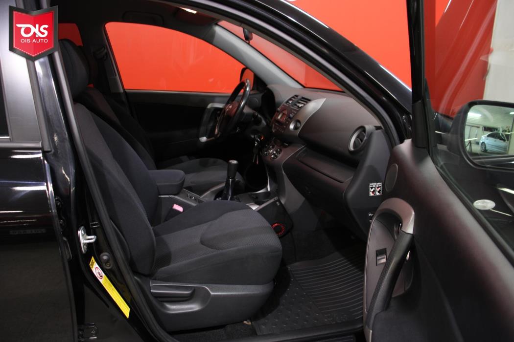 TOYOTA RAV4 2006