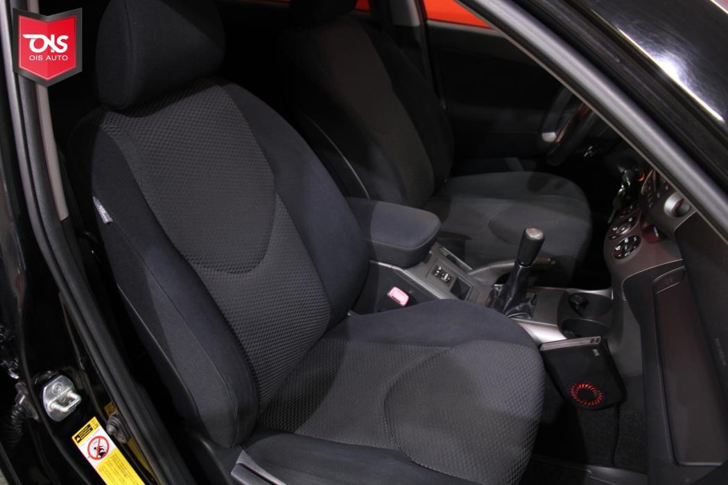 TOYOTA RAV4 2006