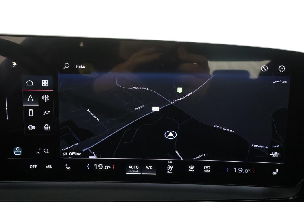 AUDI Q6 e-tron 2024