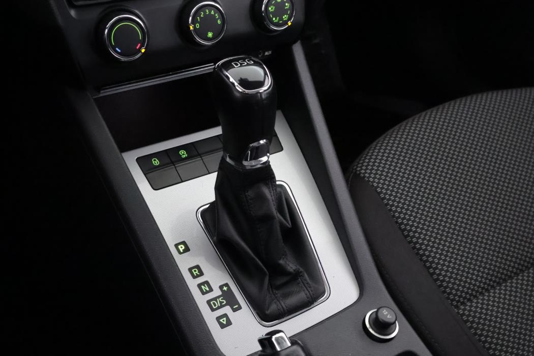 SKODA Octavia 2013