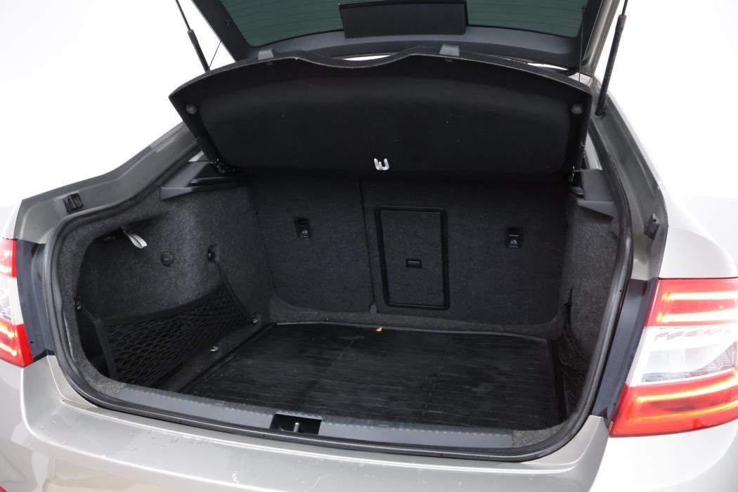 SKODA Octavia 2013