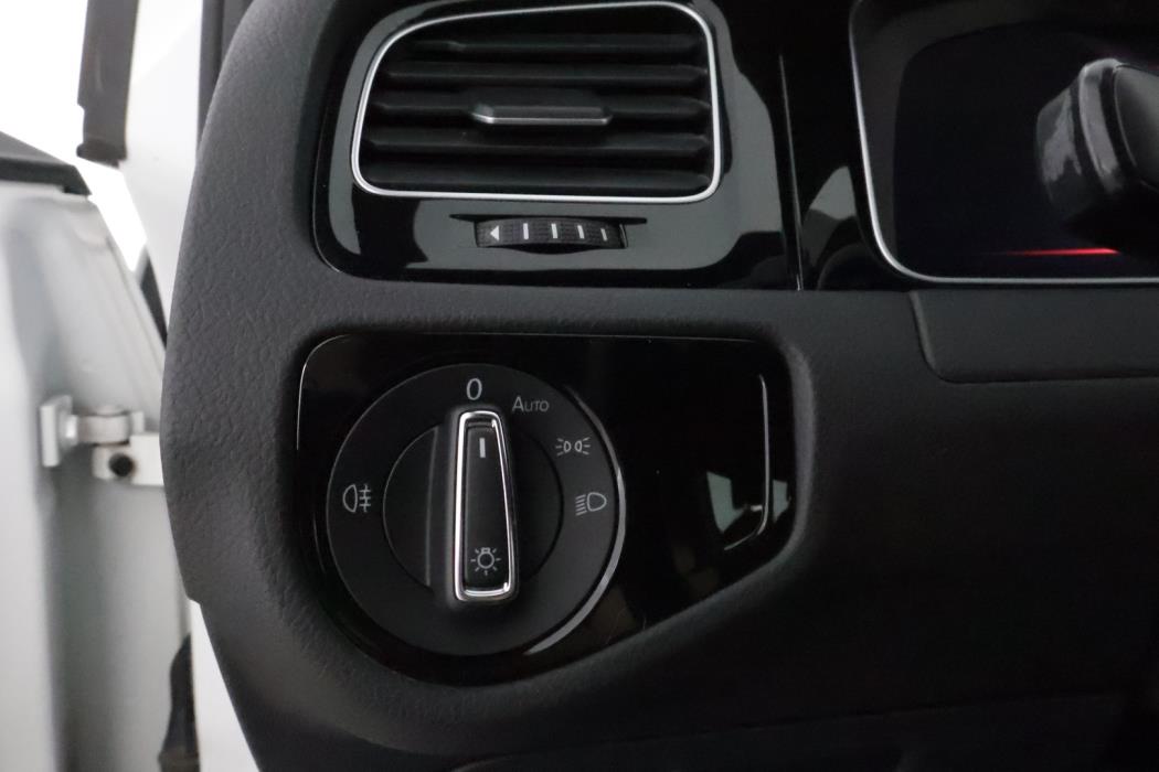 VOLKSWAGEN Golf 2017