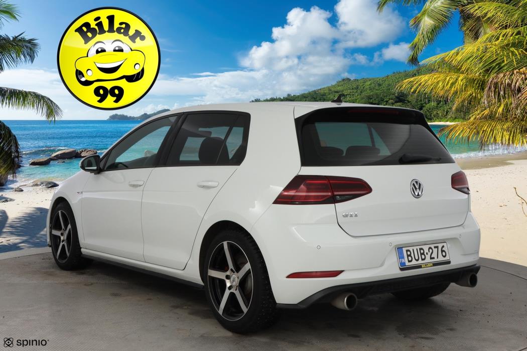 VOLKSWAGEN Golf 2017