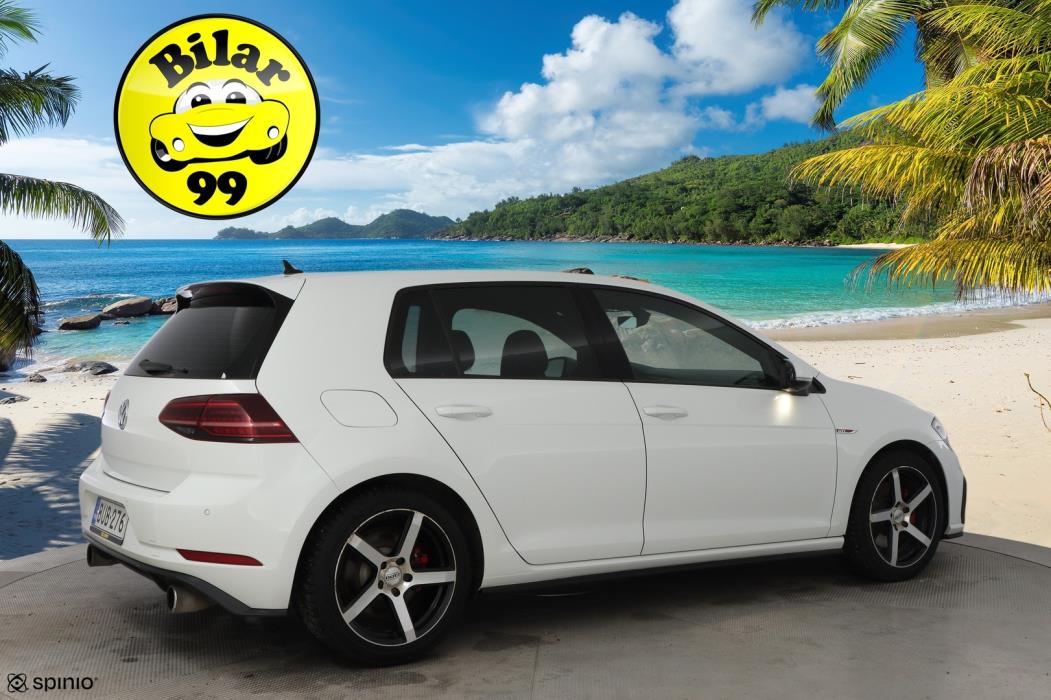 VOLKSWAGEN Golf 2017