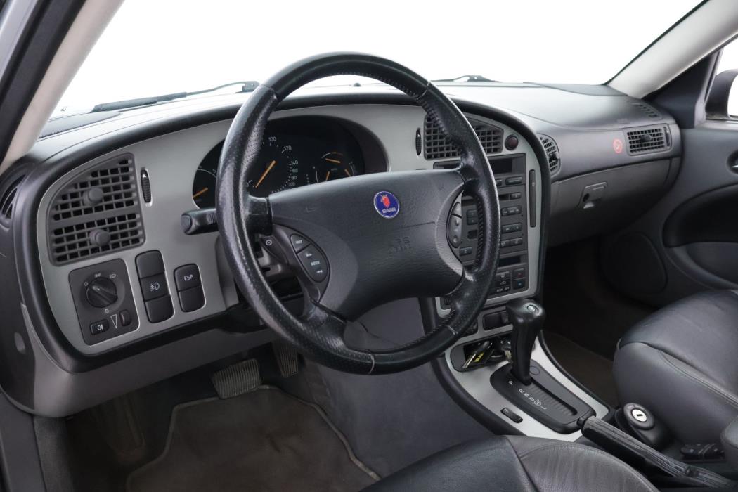 SAAB 9-5 2004