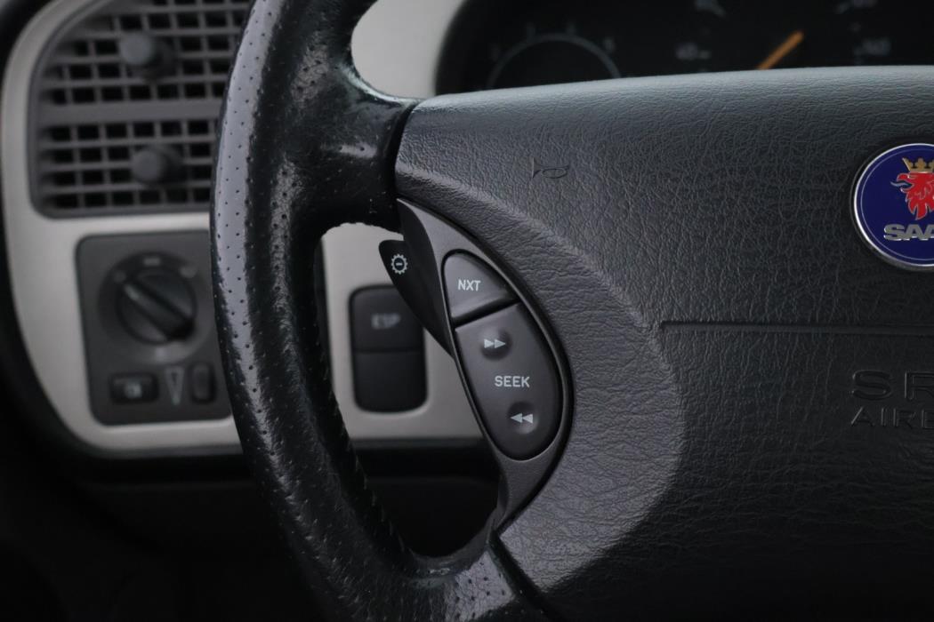 SAAB 9-5 2004