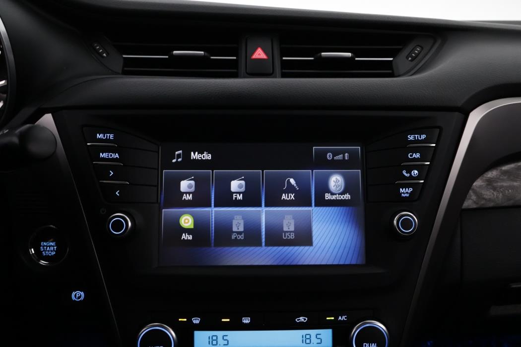 TOYOTA Avensis 2017