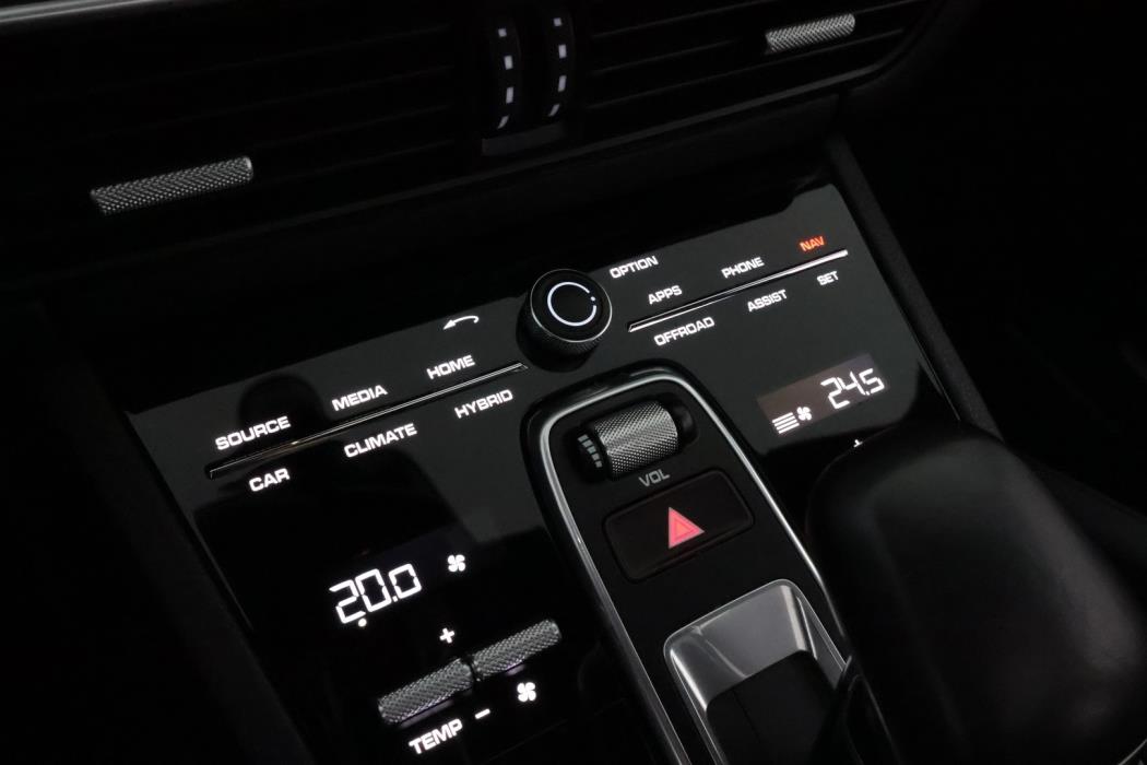 PORSCHE Cayenne 2019