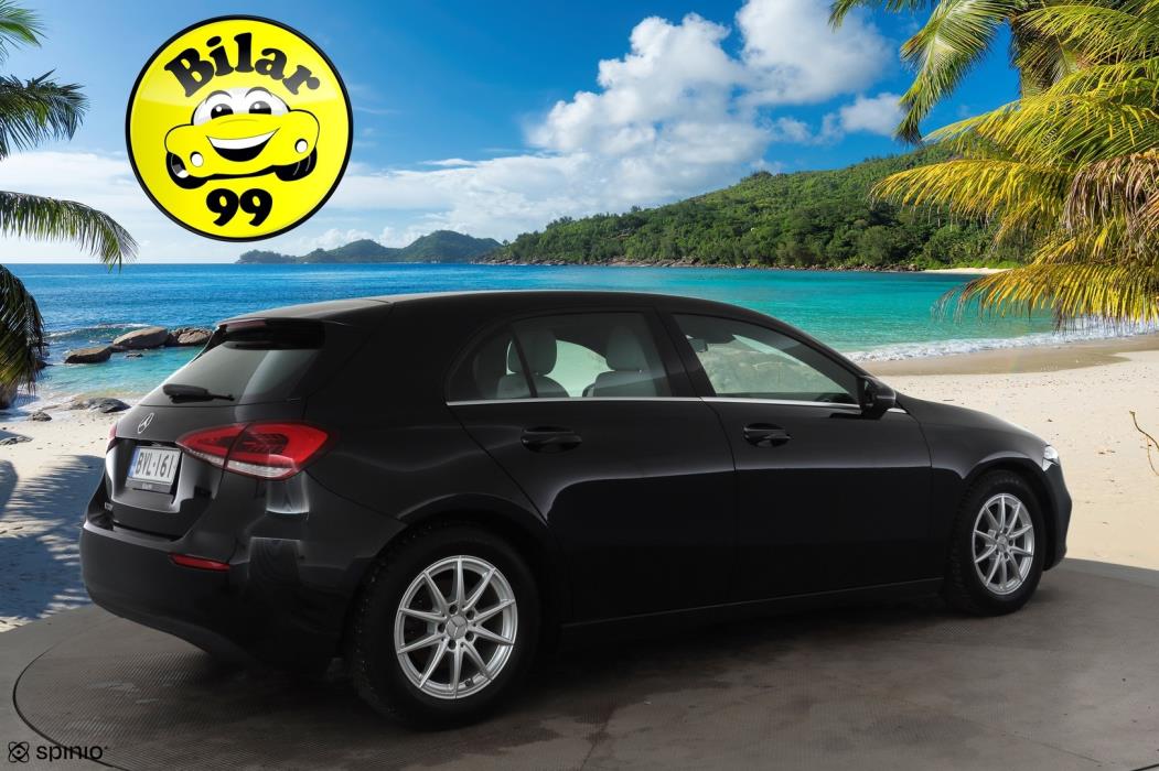 MERCEDES-BENZ A 2019