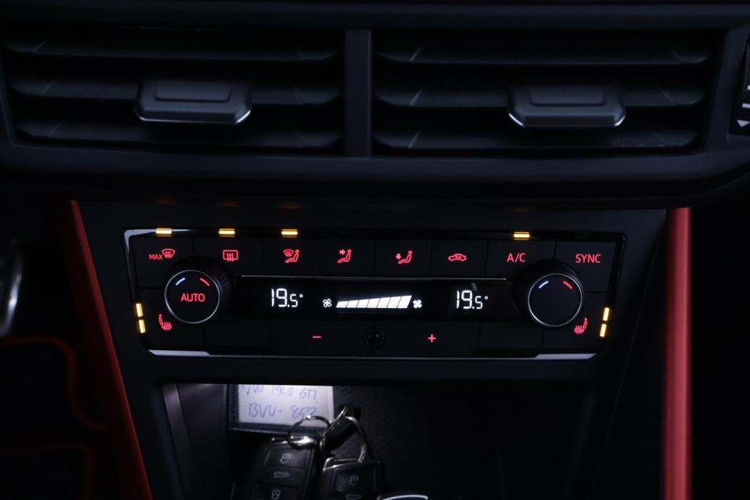 VOLKSWAGEN Polo 2019