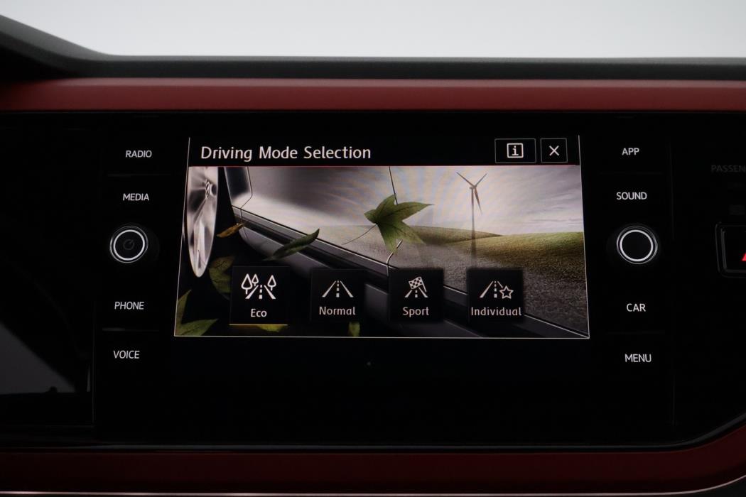 VOLKSWAGEN Polo 2019