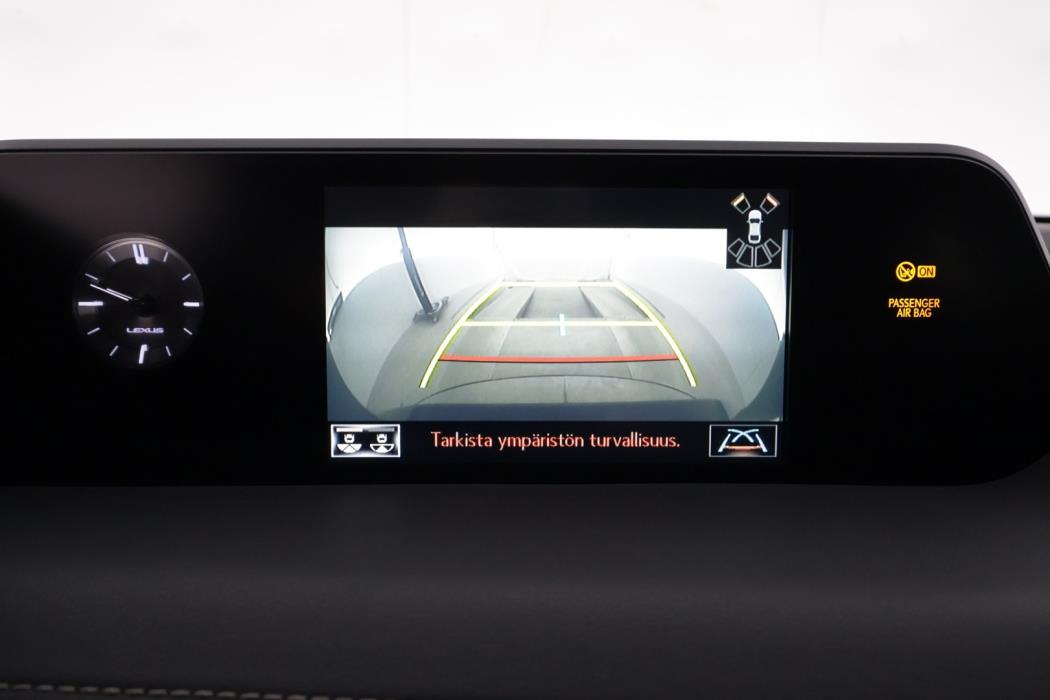 LEXUS UX 2019