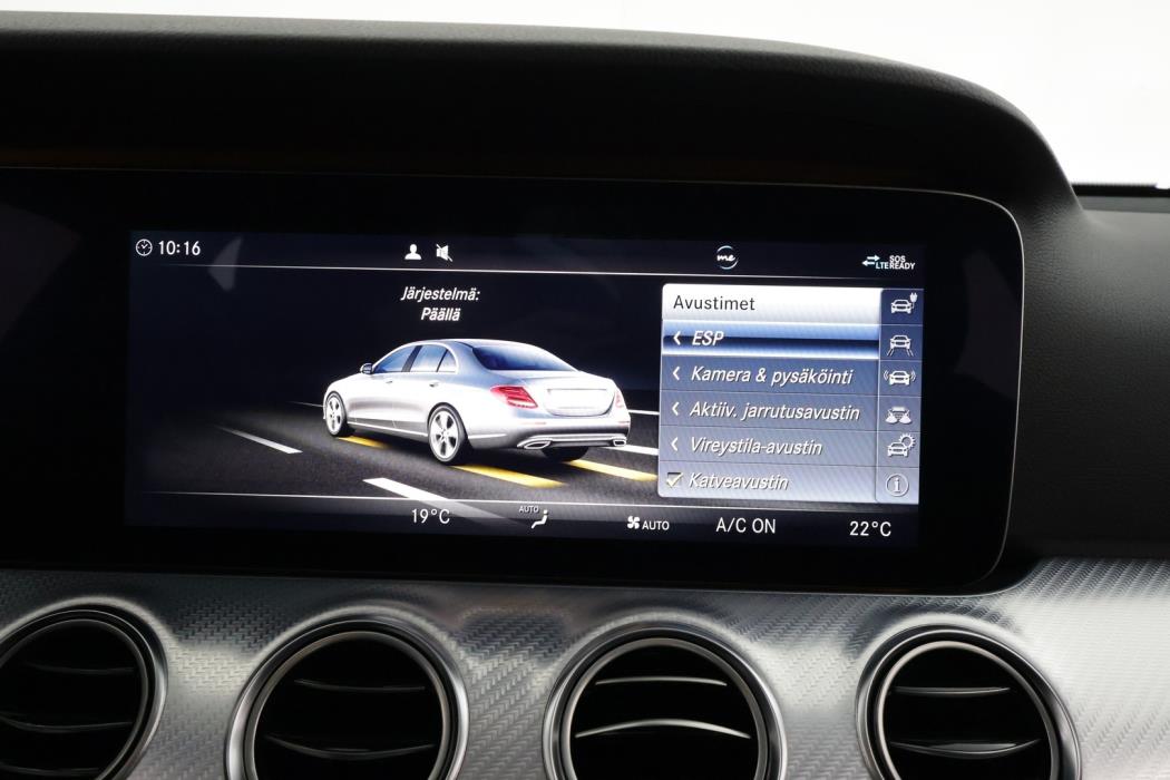 MERCEDES-BENZ E 2019