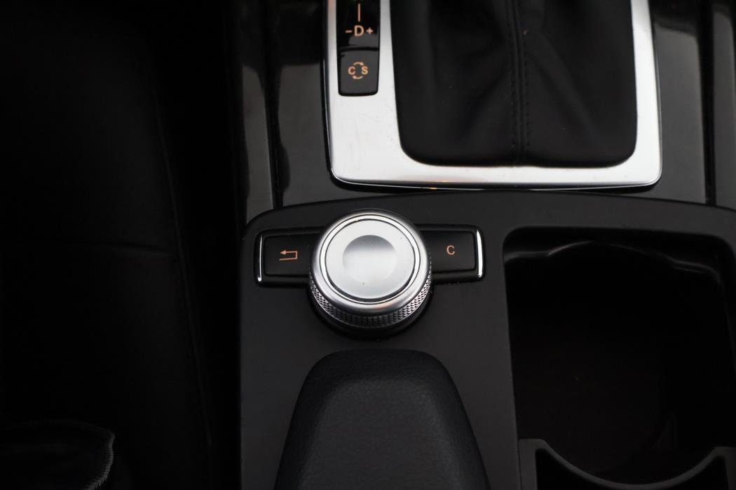 MERCEDES-BENZ E 2009