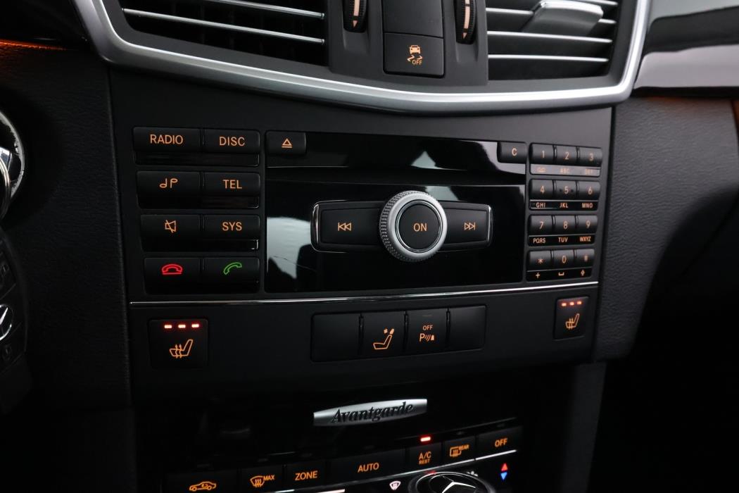 MERCEDES-BENZ E 2009