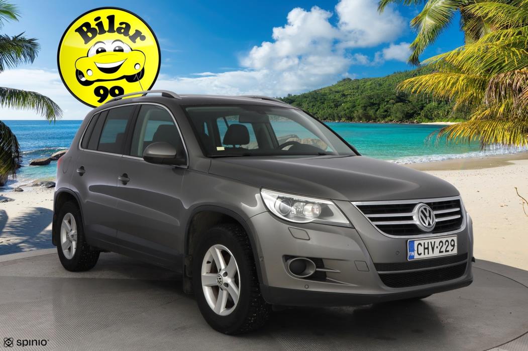 VOLKSWAGEN Tiguan 2011