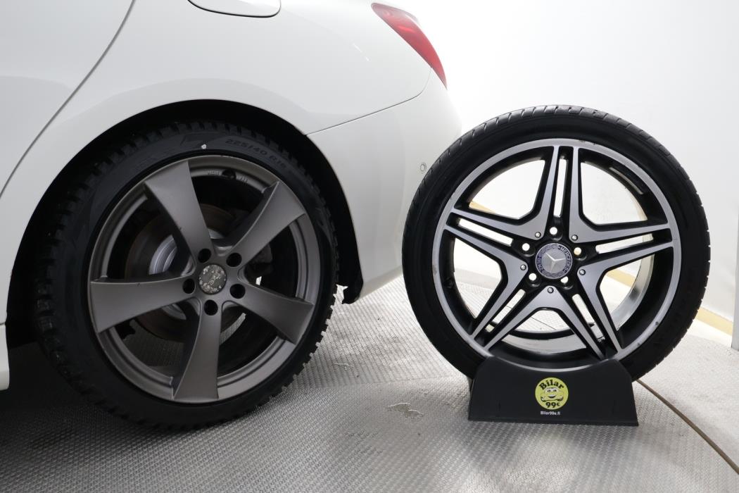 MERCEDES-BENZ CLA 2013