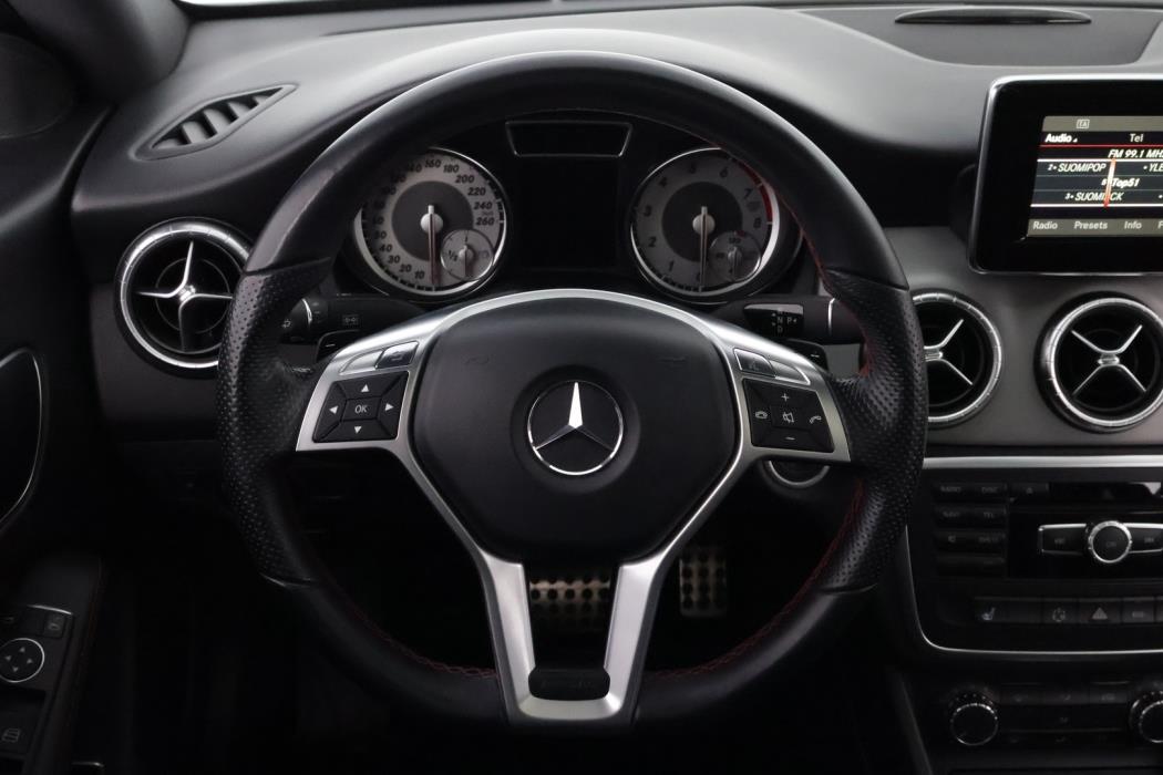 MERCEDES-BENZ CLA 2013