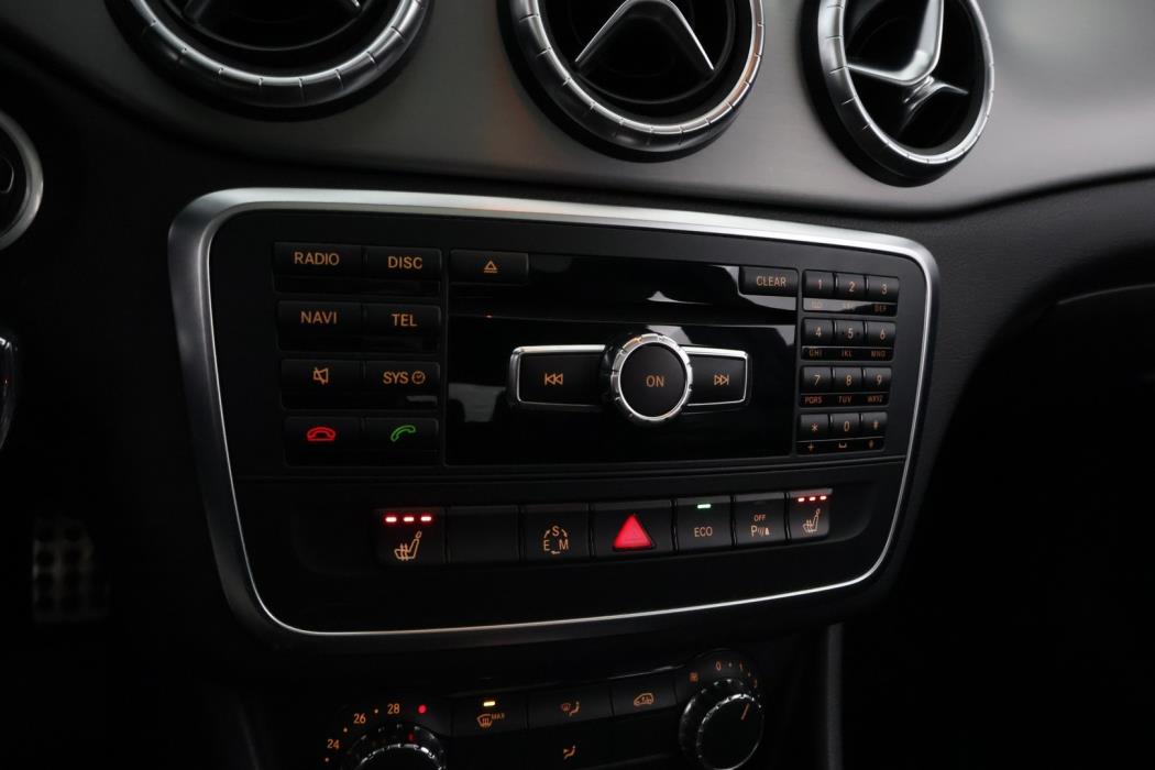 MERCEDES-BENZ CLA 2013