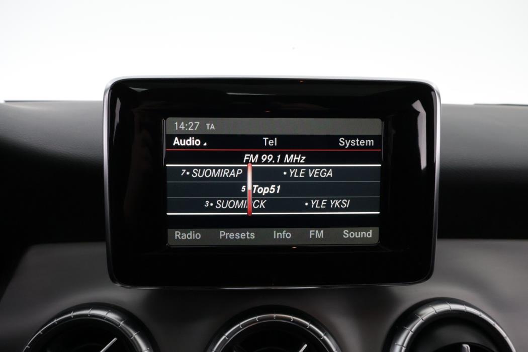 MERCEDES-BENZ CLA 2013