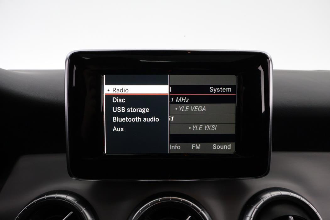 MERCEDES-BENZ CLA 2013