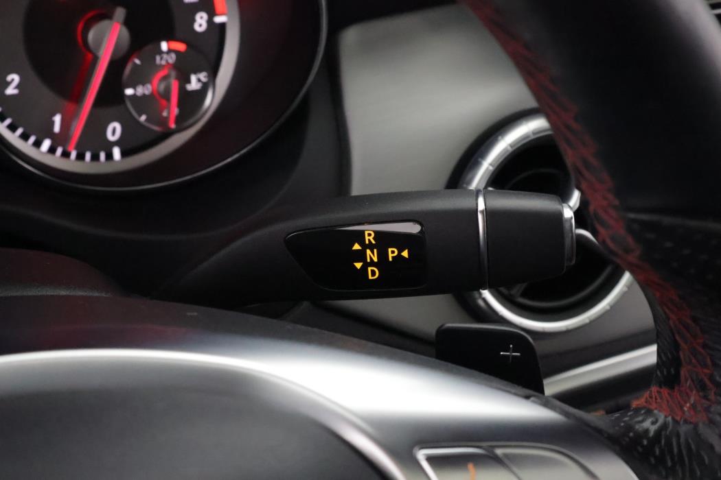 MERCEDES-BENZ CLA 2013