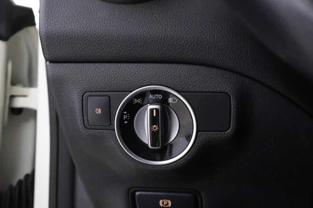 MERCEDES-BENZ CLA 2013