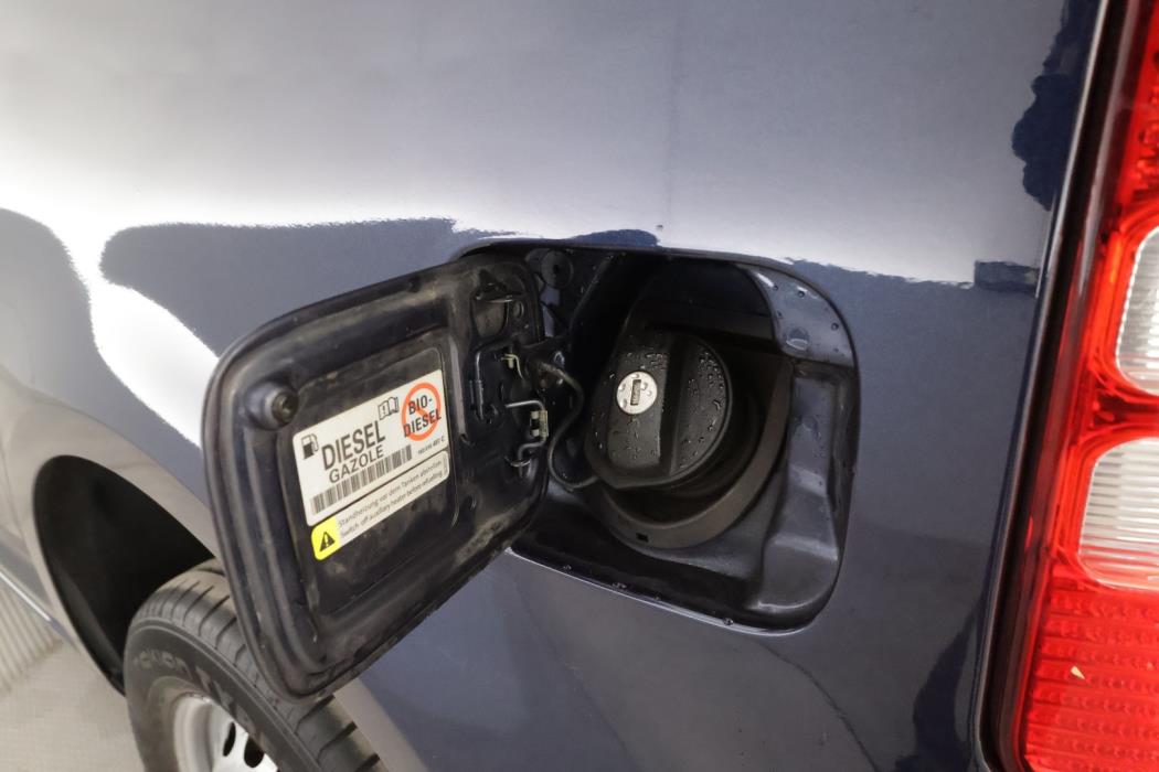 VOLKSWAGEN Caddy 2015