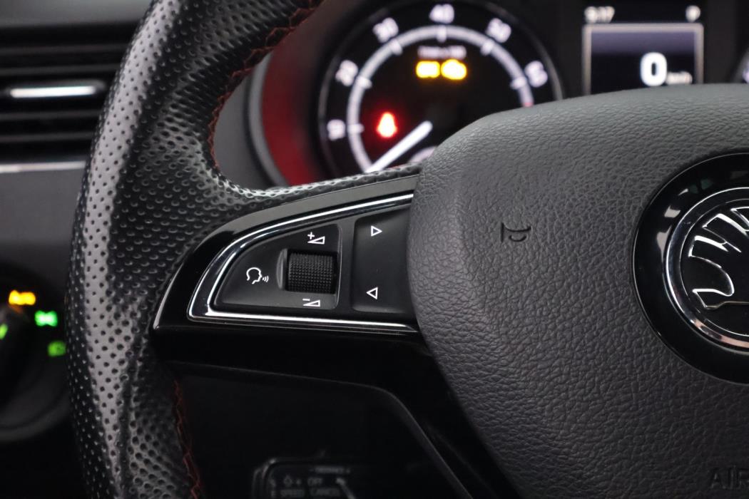 SKODA Octavia 2016