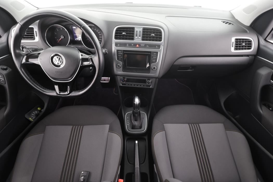 VOLKSWAGEN Polo 2017