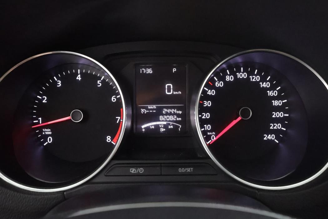 VOLKSWAGEN Polo 2017