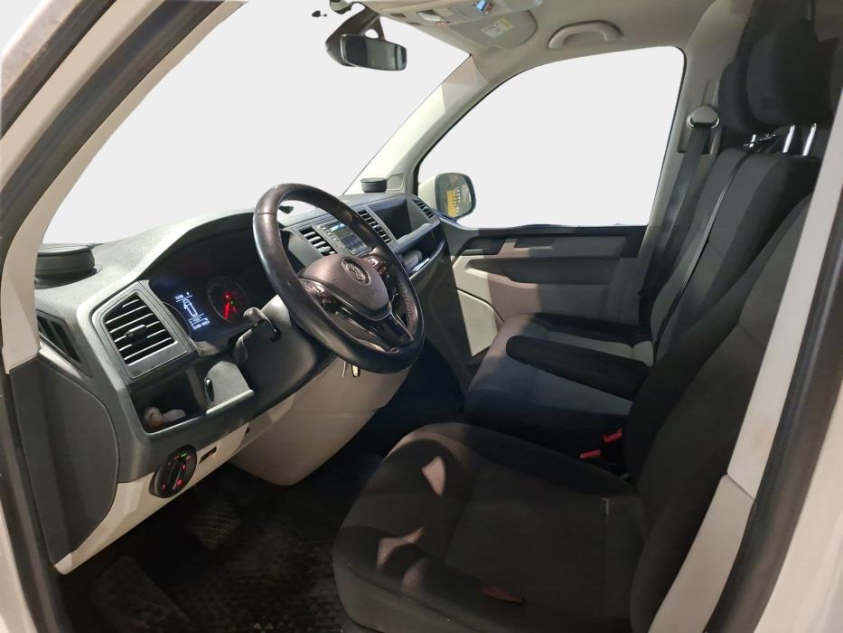 VOLKSWAGEN Transporter 2017