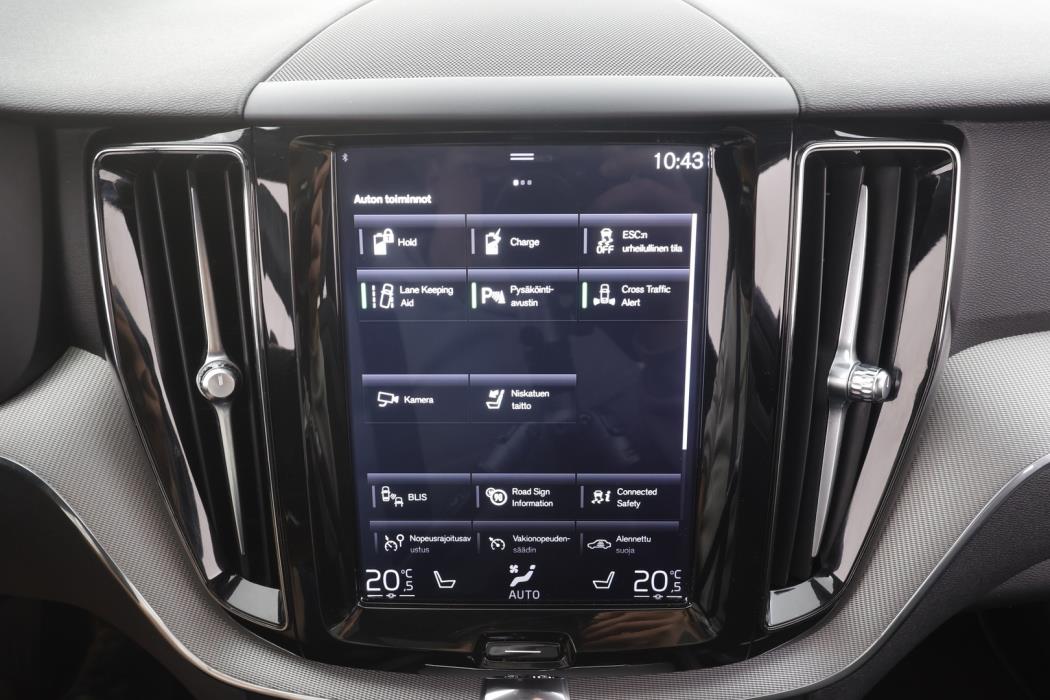 VOLVO XC60 2018