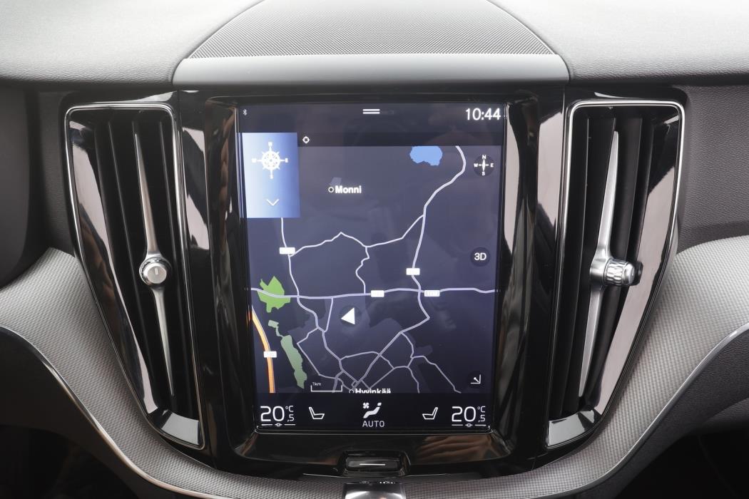 VOLVO XC60 2018